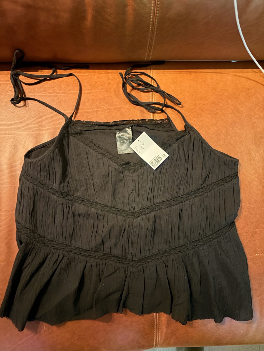 H&M Black Crinkled Tie-Strap Camisole size large